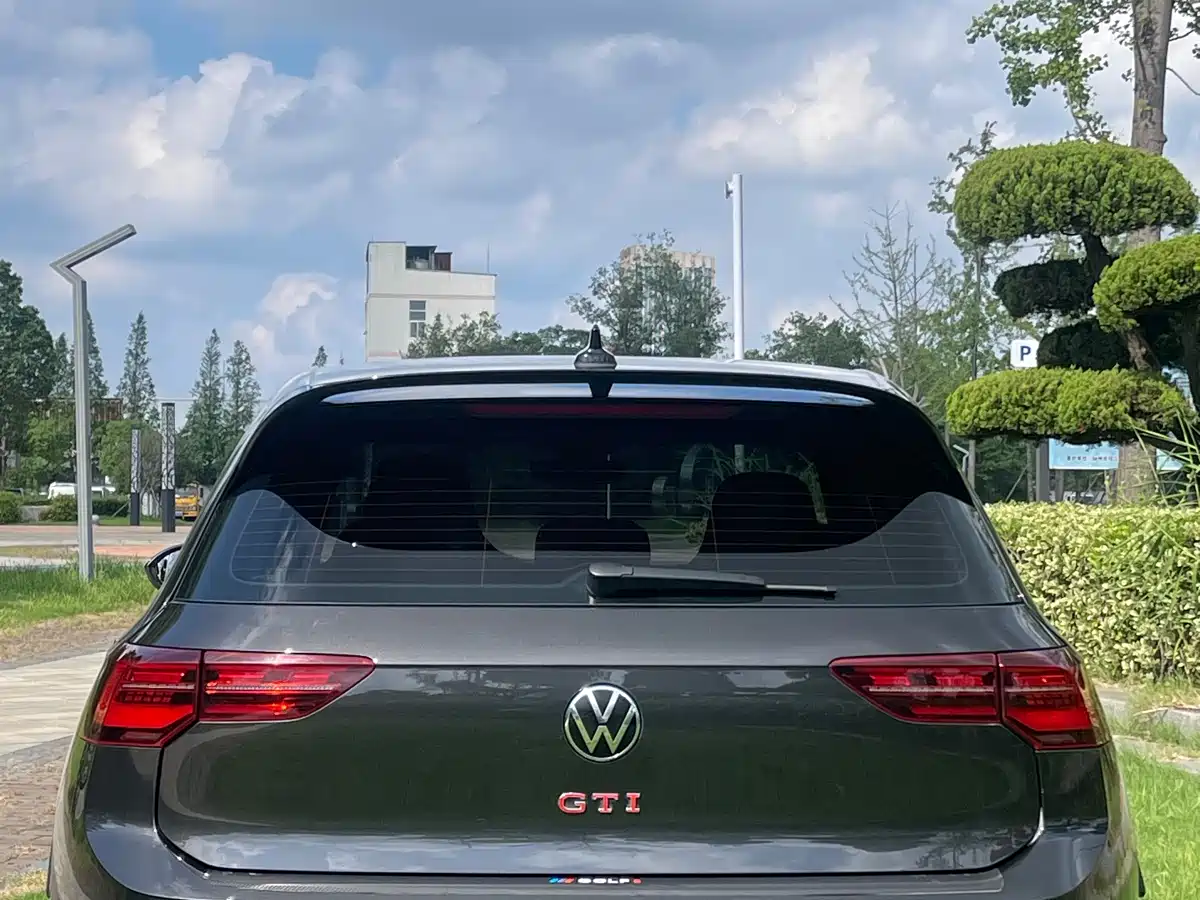 Volkswagen Golf GTI 2023 380TSI DSG GTI фото 13