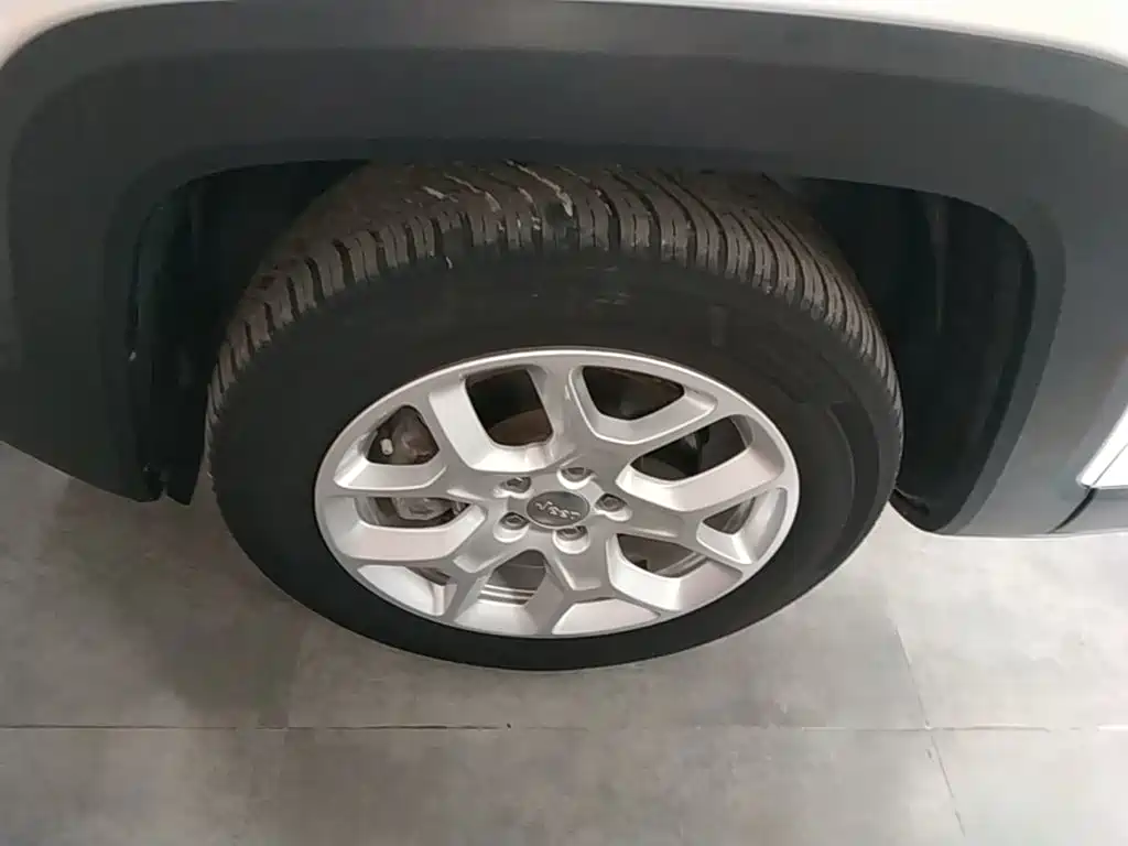 Jeep Renegade 2018 2018 Connected Large Screen Edition 180T Automatic Power