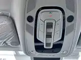 Photo 24 - Audi e-tron
