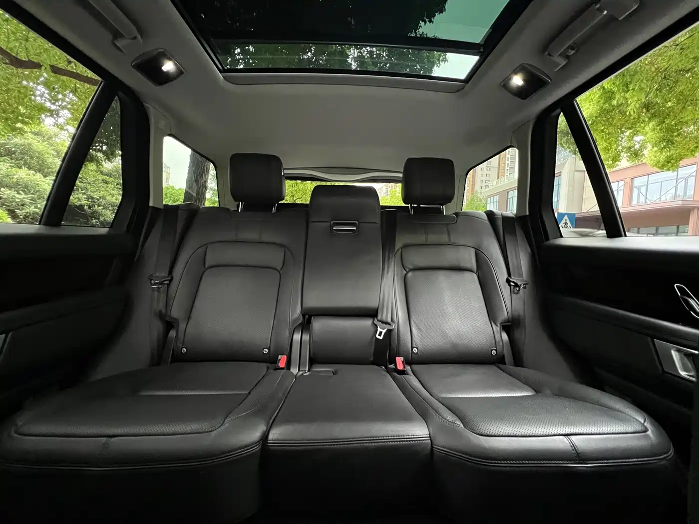 Фото 9 - Land Rover Range Rover