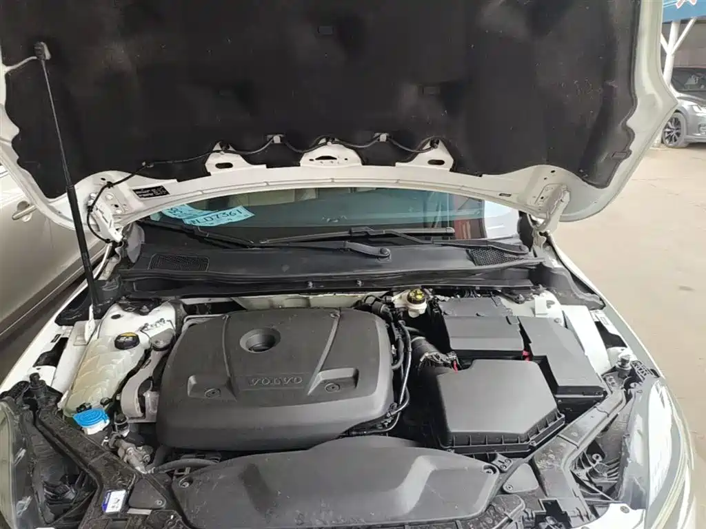Volvo V40 2019 2019 T3 Momentum
