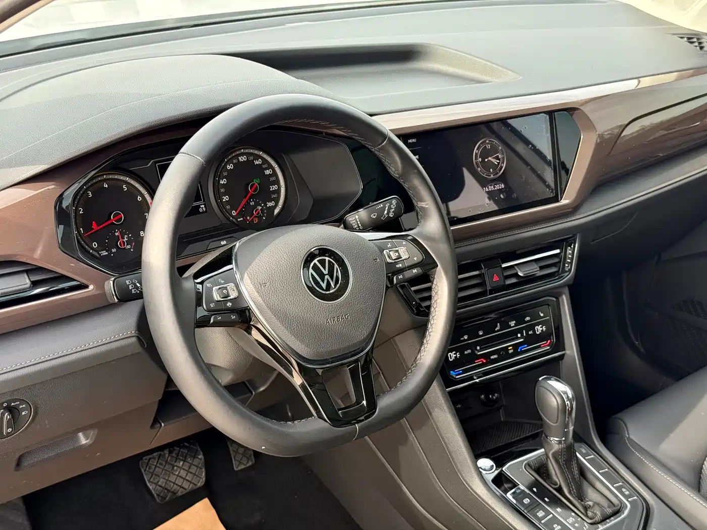 Volkswagen Tharu 2021 Model 280TSI 2WD Luxury Edition фото 13