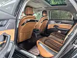 Фото 8 - Audi A8