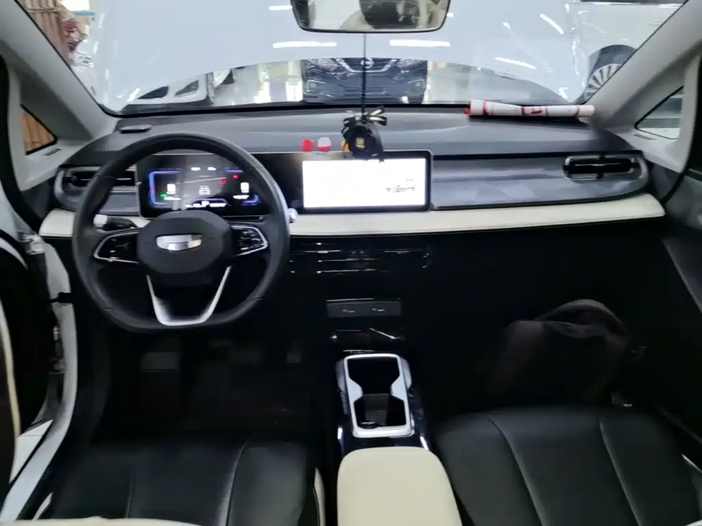 Geely Geometry E Firefly 2024 2024 401km Starlight