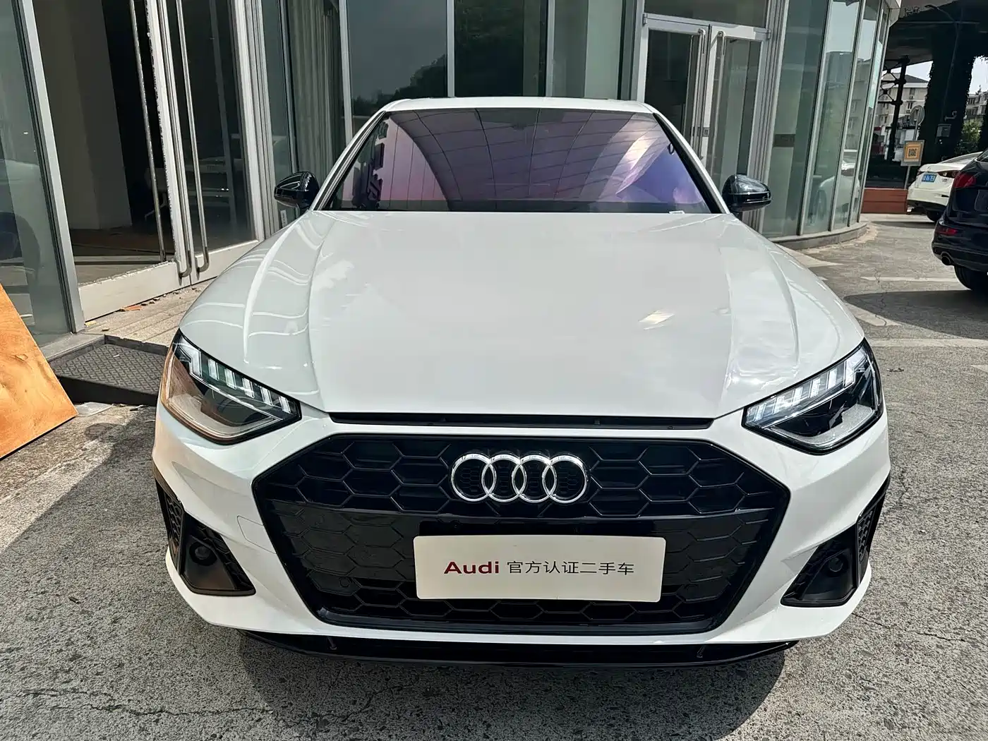 Audi A4L 2025 2025 2 Million Celebration Edition 40 TFSI Luxury Dynamic