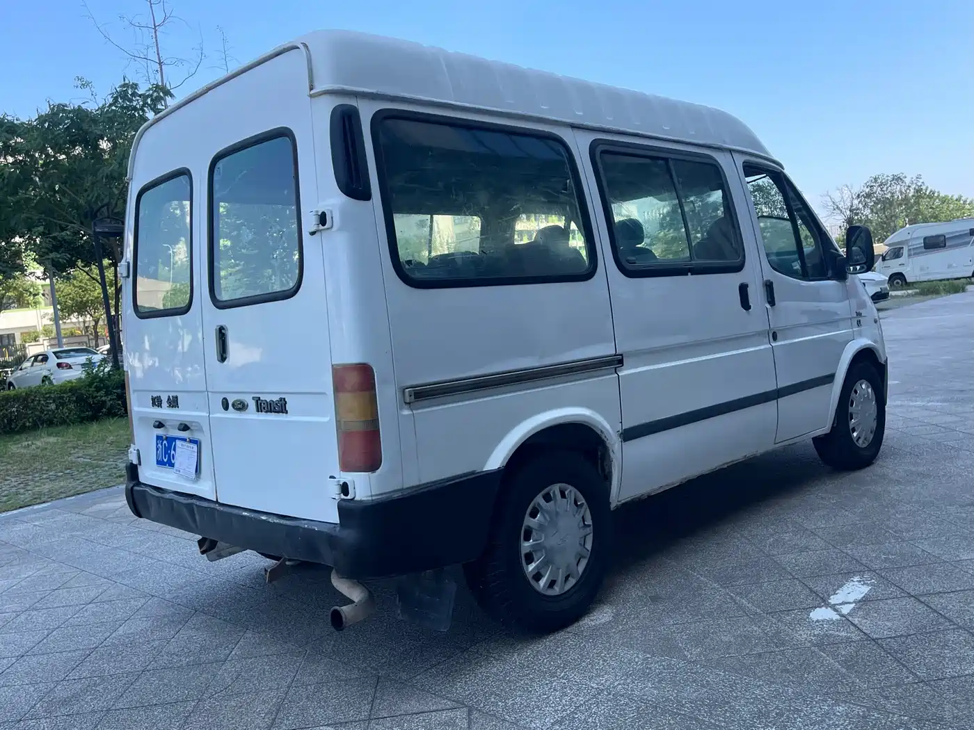 Ford Classic Transit 2010 2009 Model 2.8T Diesel Multi-purpose Short Wheelbase Low Roof JX493ZLQ3A
