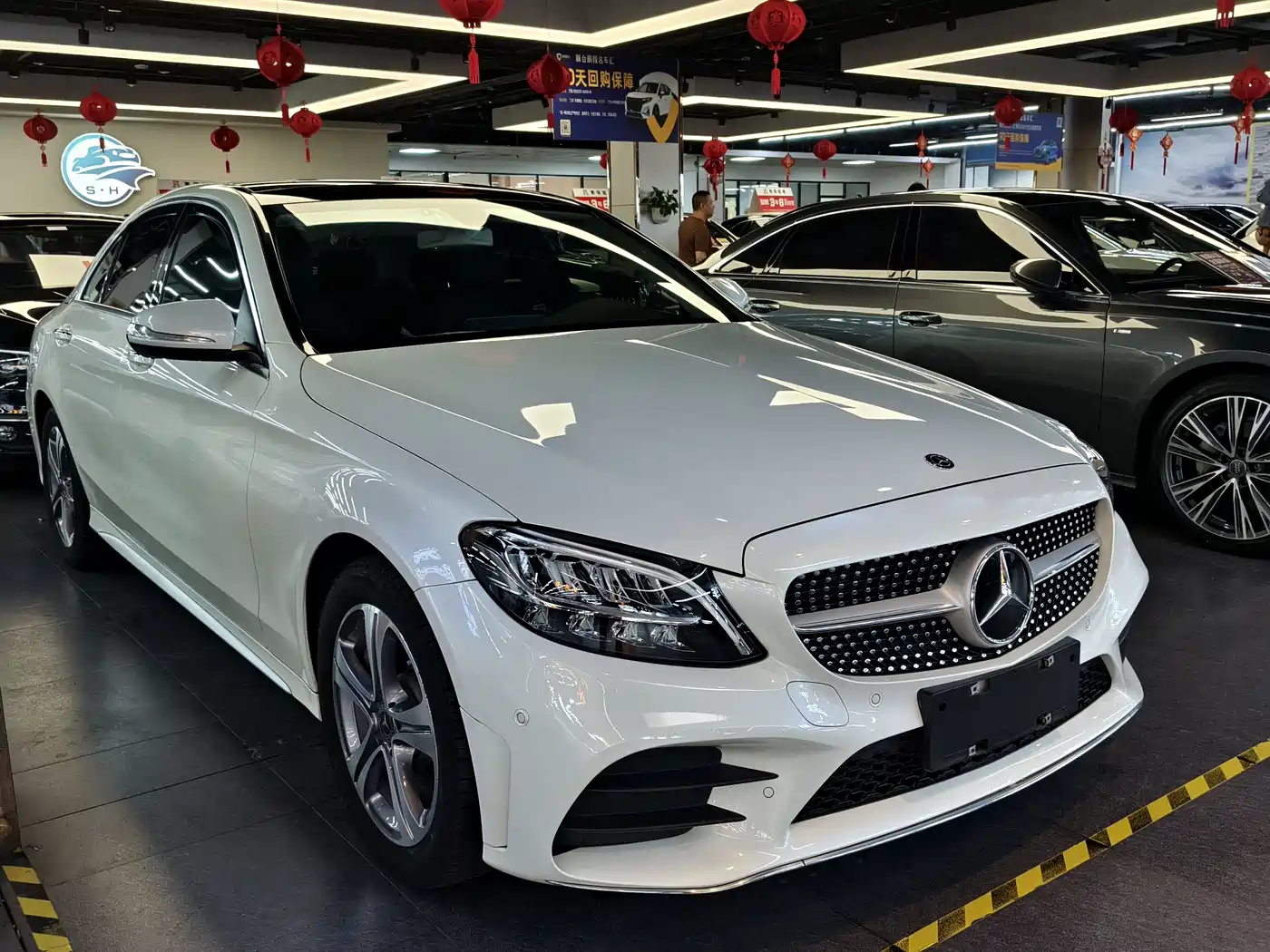 Mercedes-Benz C-Class 2020 C 260 L Sport фото 3