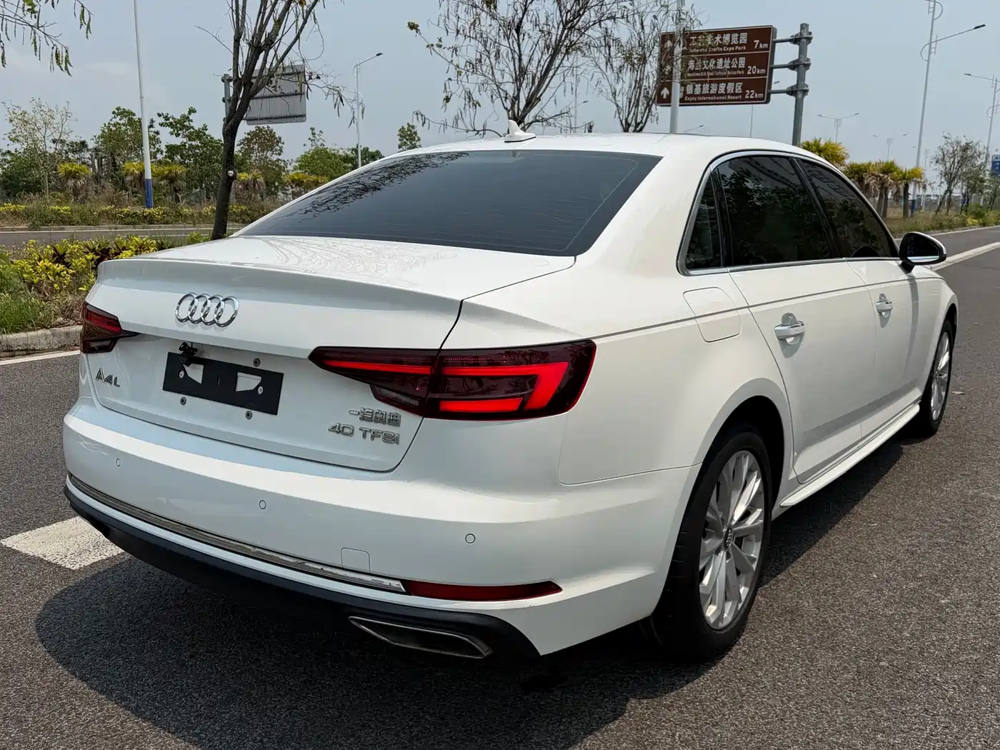 Audi A4L 2019 40 TFSI Progressive (China V) фото 4