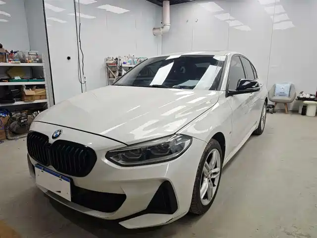 BMW 1 Series 2021 Facelift 120i M Sport Shadow Edition — фото 1