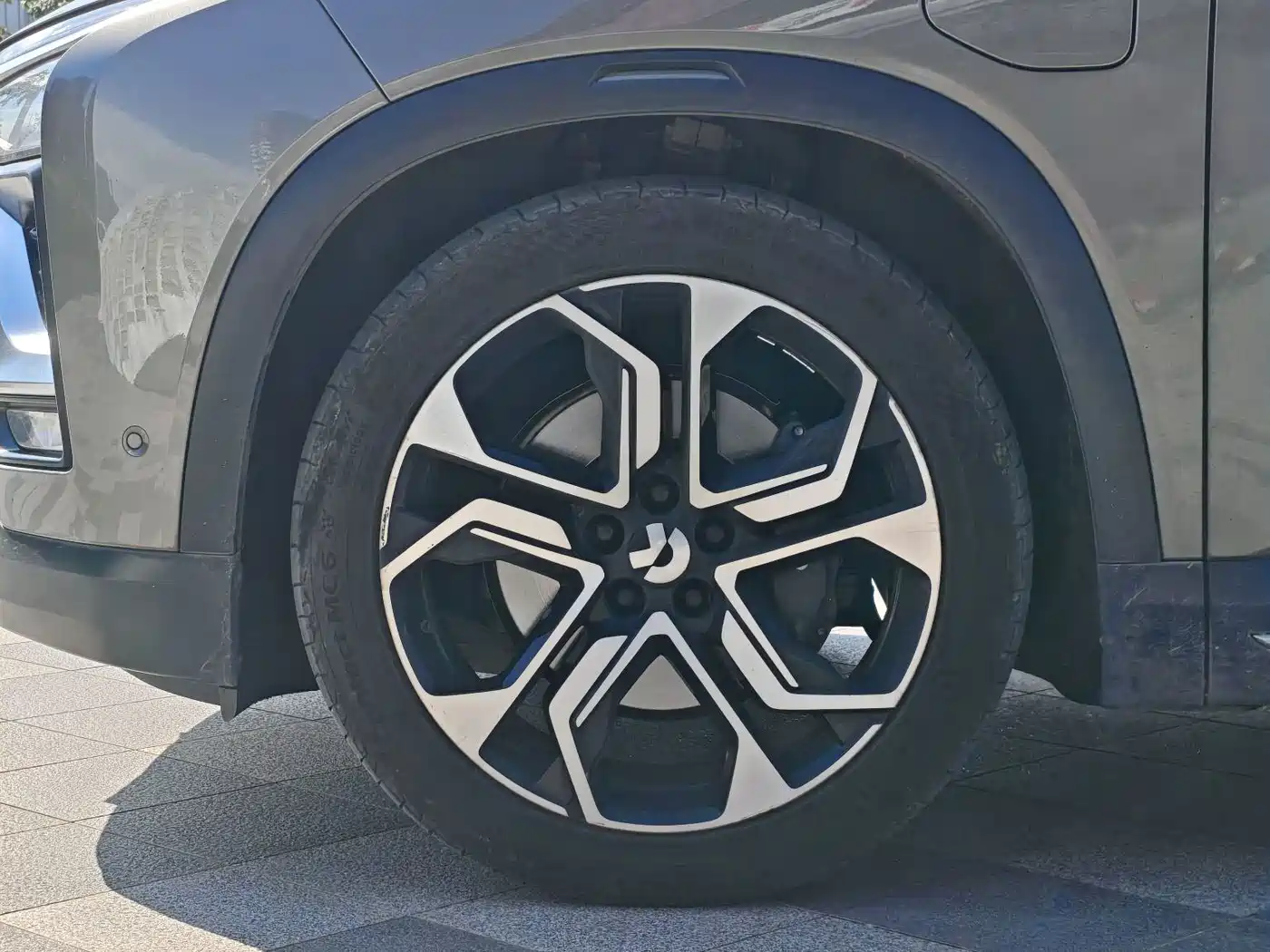 NIO ES8 2018 2018 Founder Edition