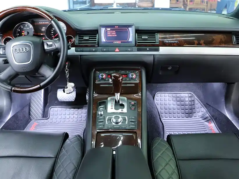 Audi A8 2006 A8L 6.0 W12 quattro Flagship фото 16