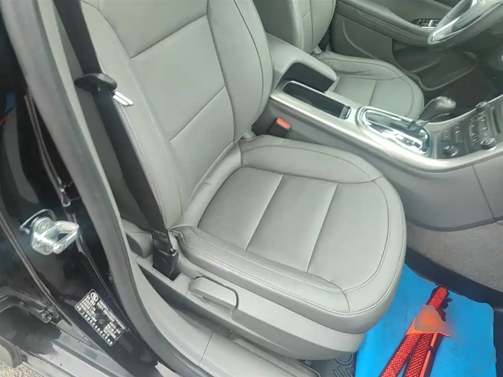Chevrolet Malibu 2014 2.0L Automatic Luxury фото 25
