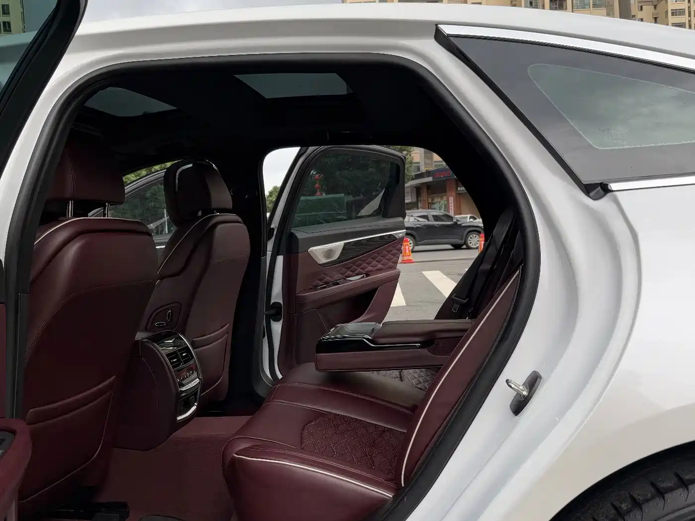 Cadillac CT6 2024 2023 28T Premium Model