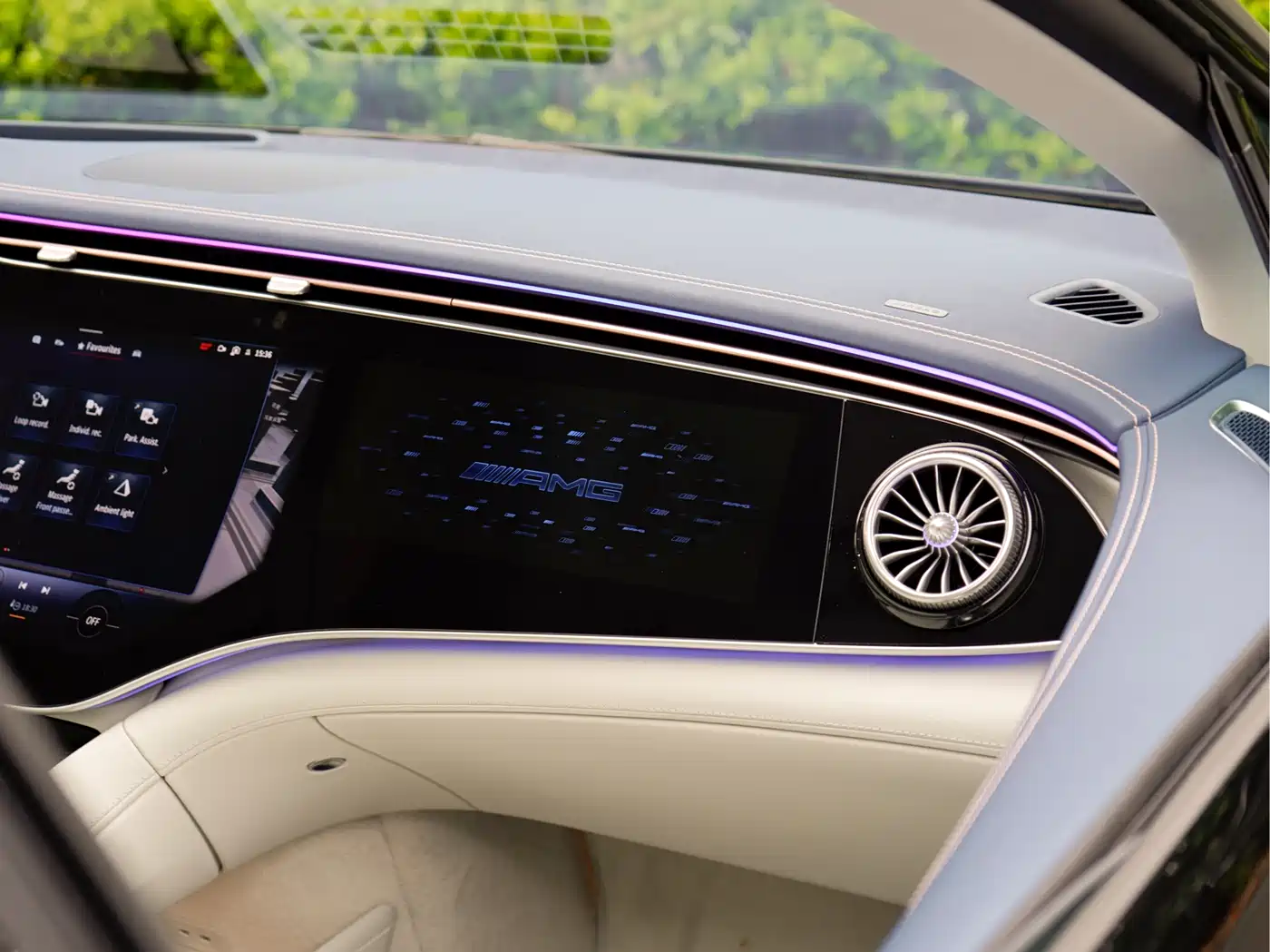 MERCEDES-BENZ EQE AMG