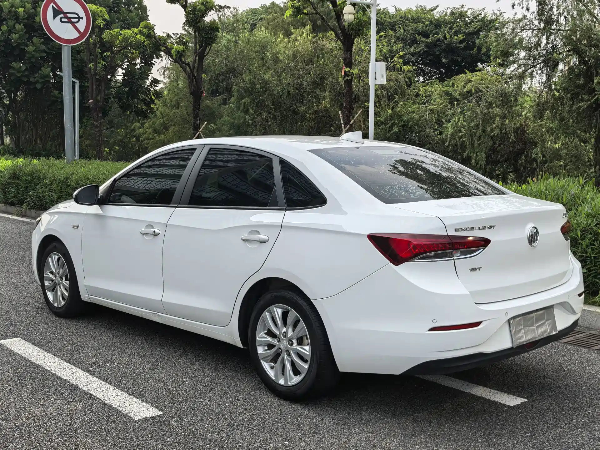 Фото 3 - Buick Excelle