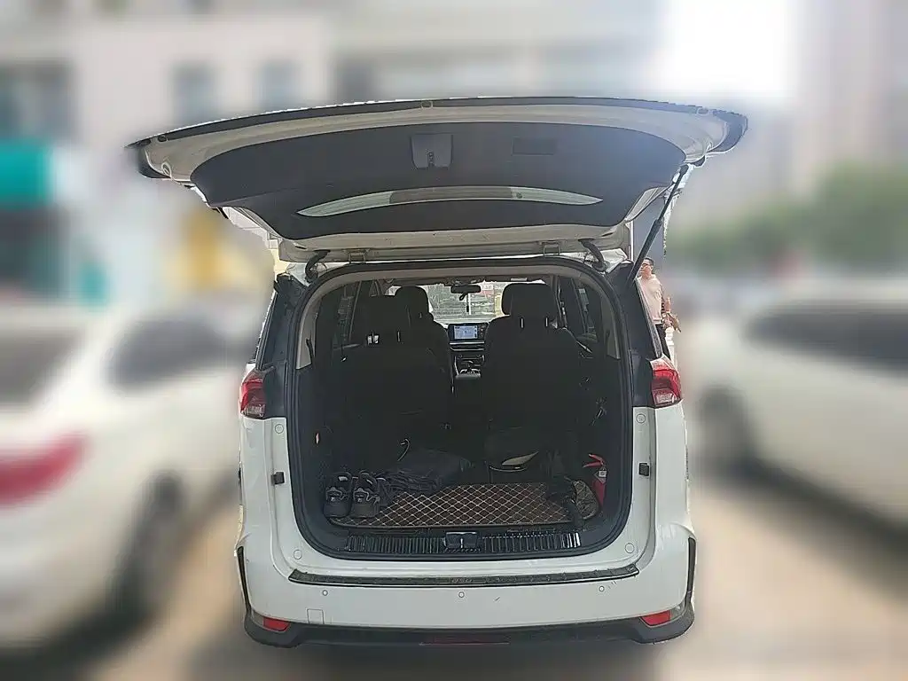 Maxus Maxus G50 2019 2019 1.5T Automatic Luxury Edition China VI