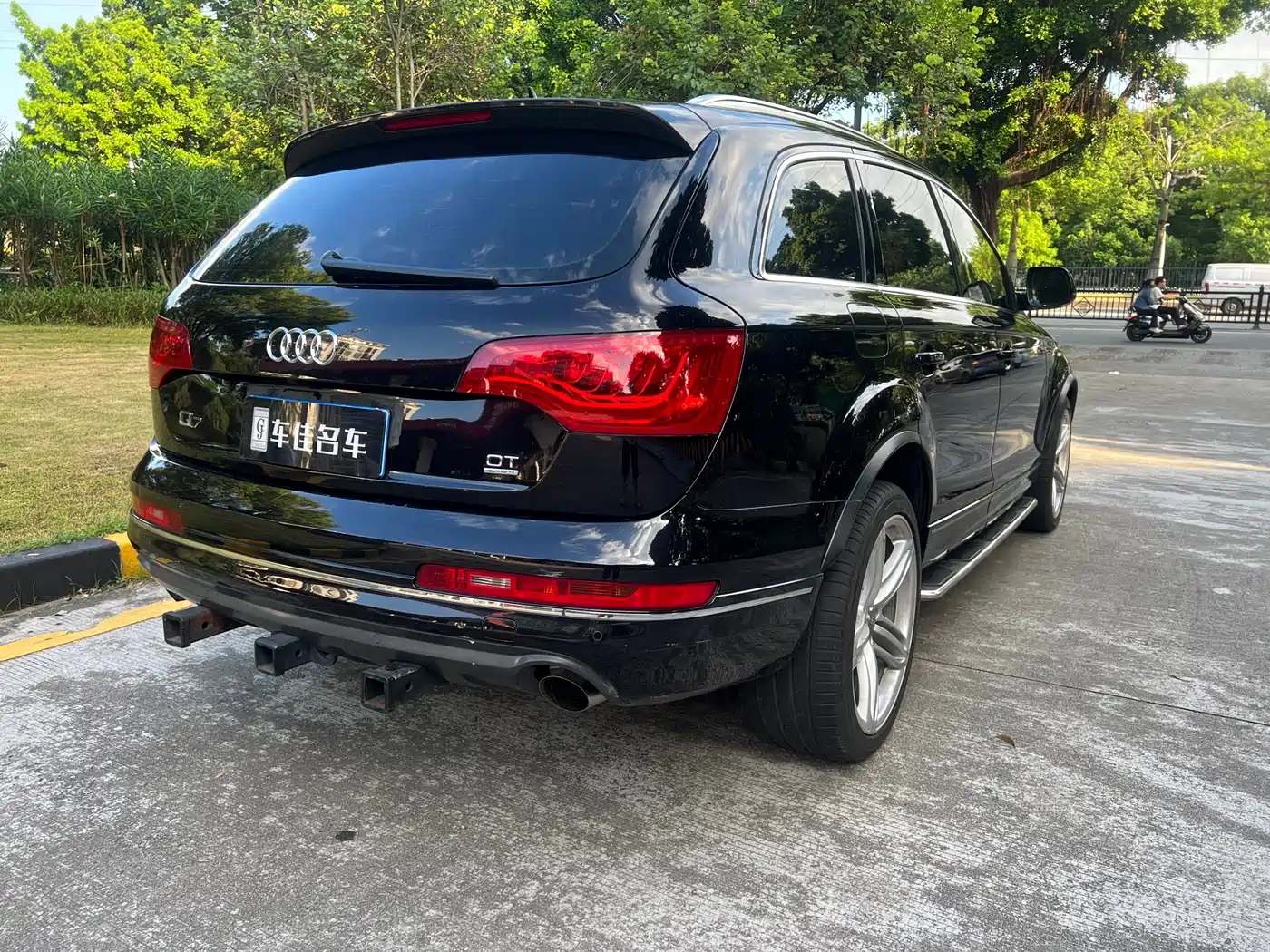 Фото 5 - Audi Q7