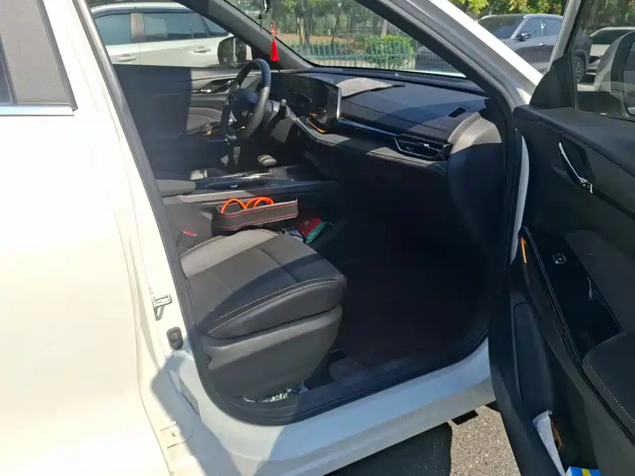 Changan Oshan X5 PLUS 2023 2023 Model Facelift 1.5T DCT Smart AI Edition