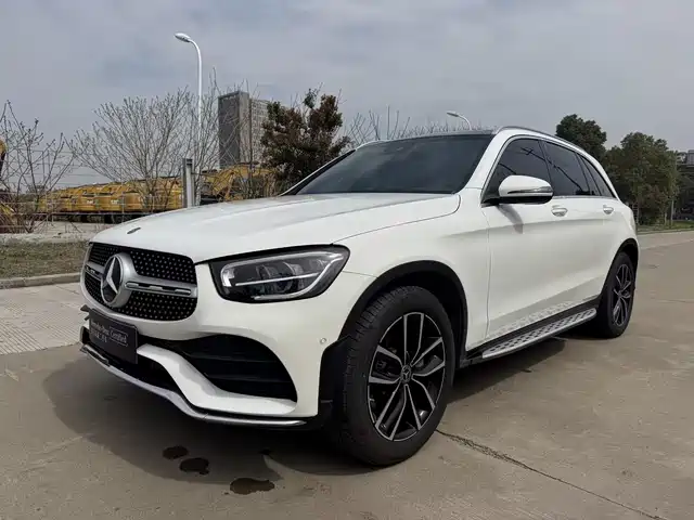 MERCEDES-BENZ GLC