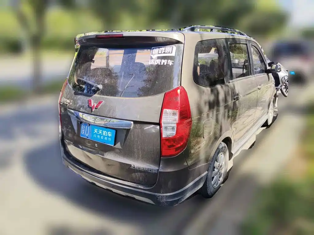 Wuling Motors Wuling Hongguang 2014 2014 1.5L S Comfort