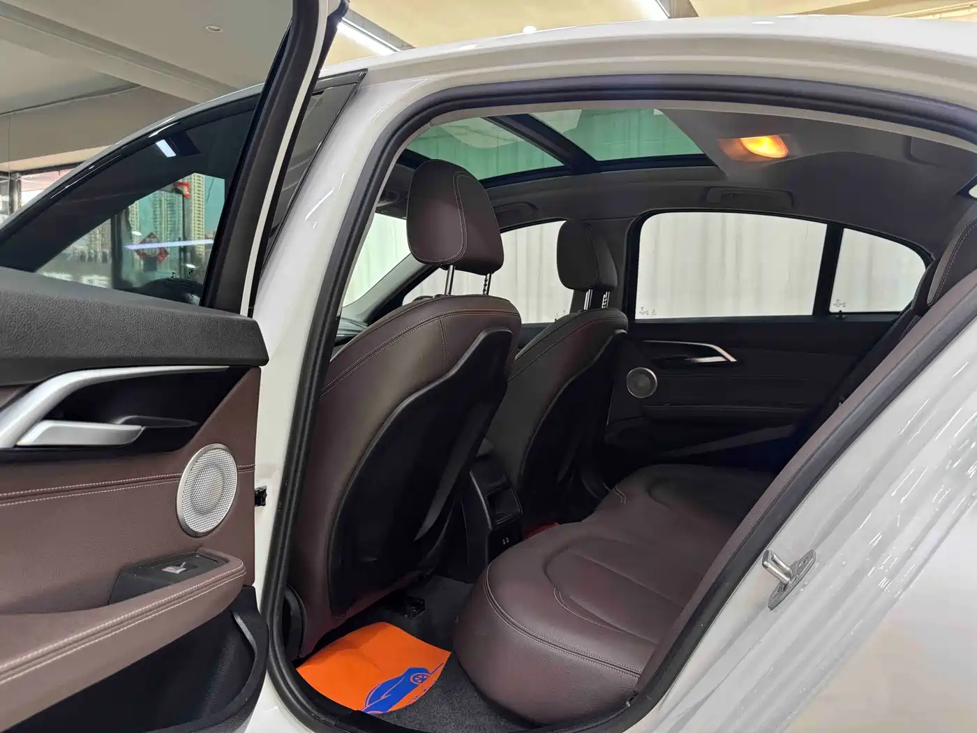 BMW 1 Series 2021 Facelift 120i M Sport Shadow Edition фото 8