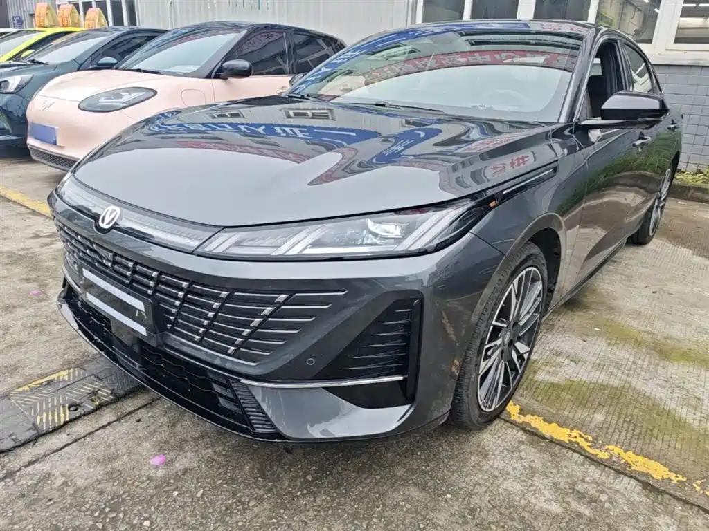 Changan Eado 2025 Model Year Facelift 1.5T 500Bar Premium Edition