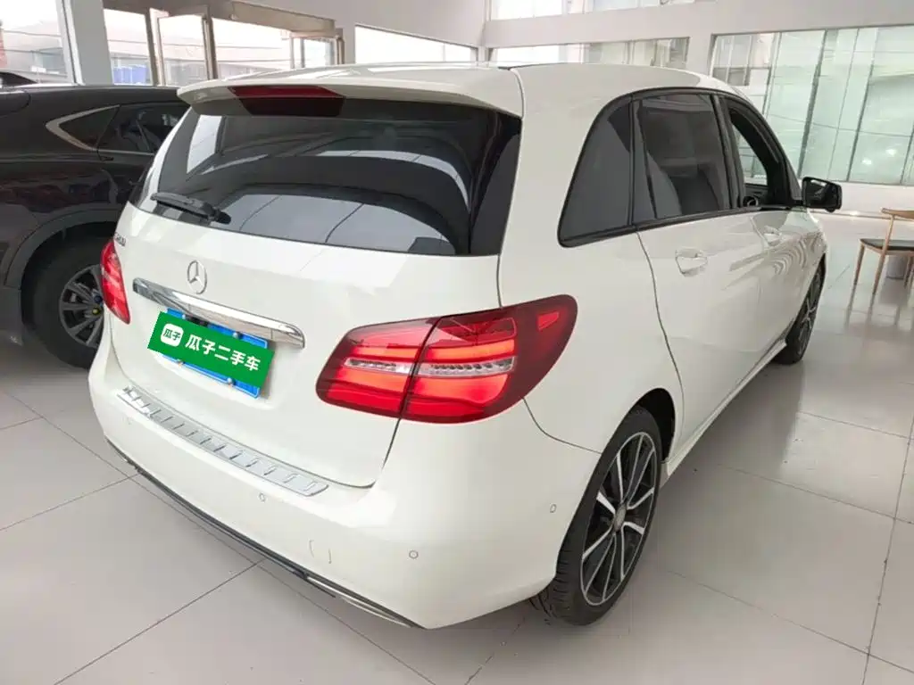 Фото 7 - Mercedes-Benz B-Class