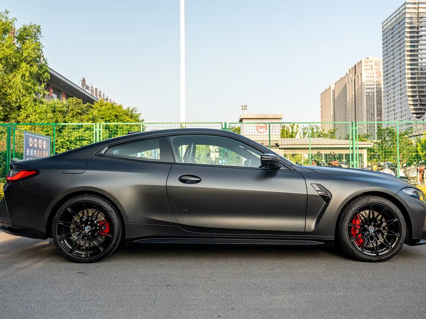 BMW M4 2021 M4 Coupe M xDrive Thunder Edition фото 16