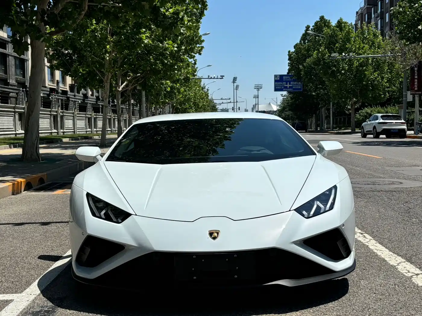 Lamborghini Huracán 2020 Huracán EVO RWD фото 2