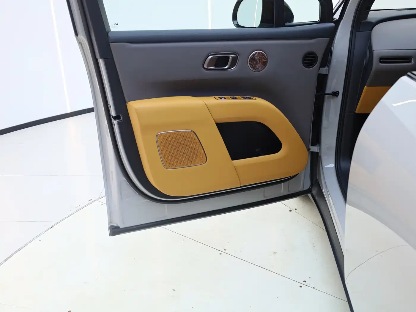 Li Auto Li i8 2025 2025 Standard Edition