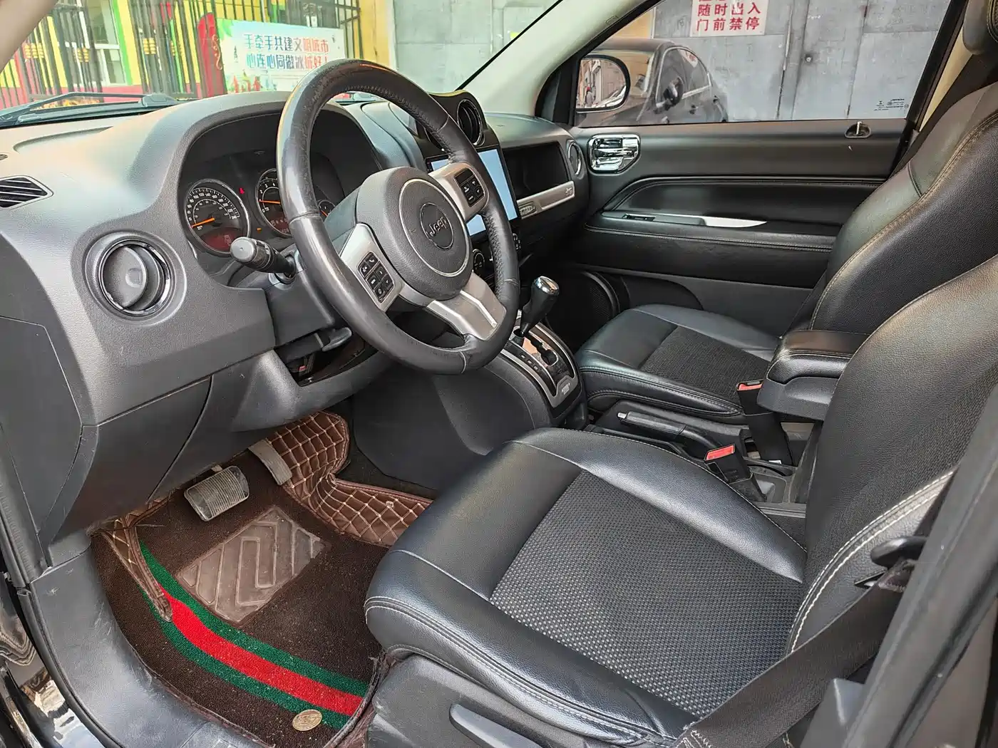 Jeep Compass (Import) 2016 2014 Facelift 2.4L 4WD Comfort Edition