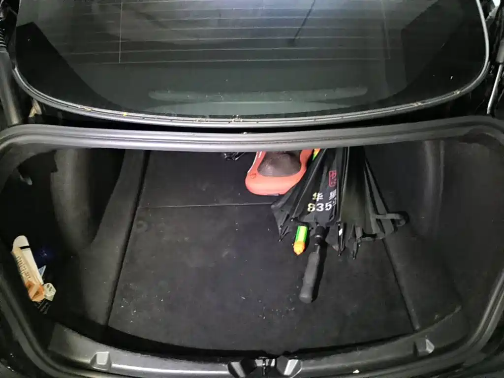 Фото 5 - Tesla Model 3