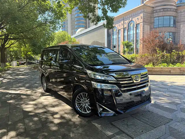 Toyota Vellfire 2021