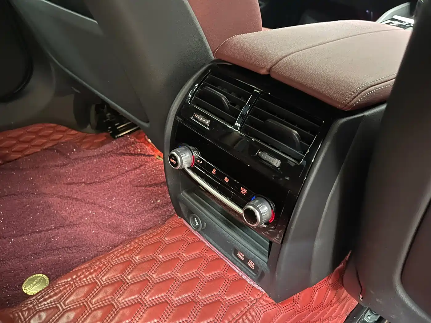 BMW 5 Series 2022 530Li Exclusive M Sport Package фото 13