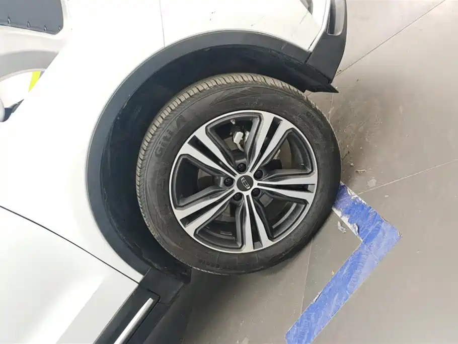 GEELY AUTOMOBILE BOYUE