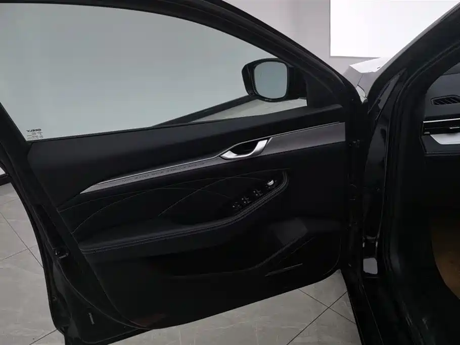 GEELY AUTOMOBILE XINGRUI