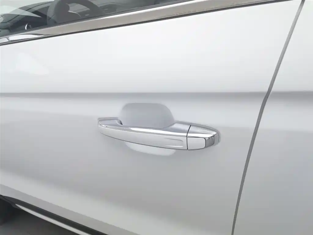 GEELY AUTOMOBILE BOYUE