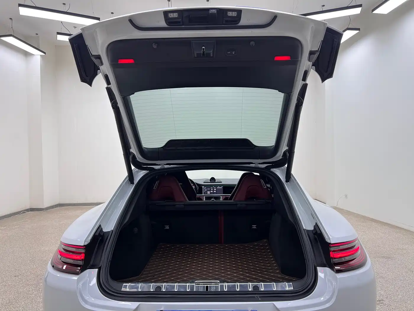 Porsche Panamera 2017 Panamera 3.0T фото 13