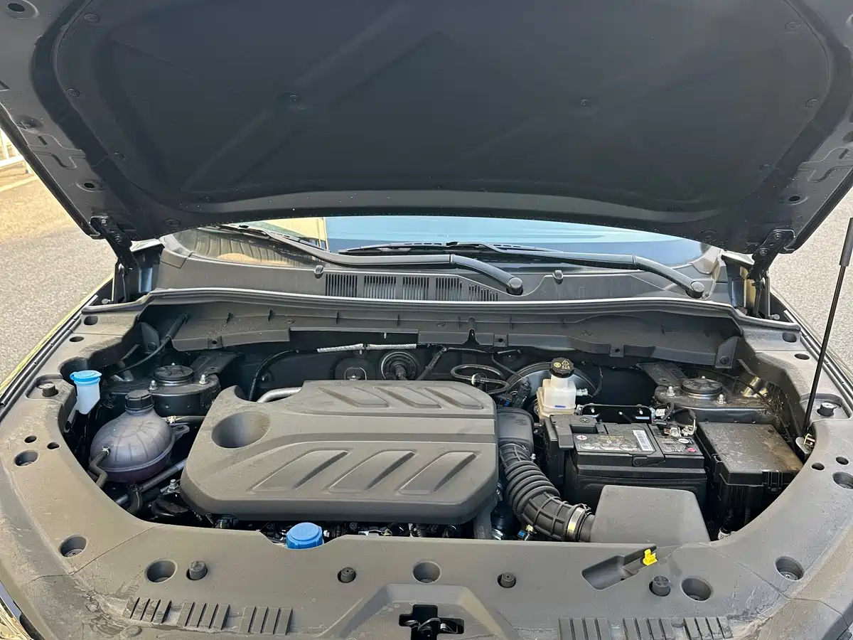 CHANGAN CS75