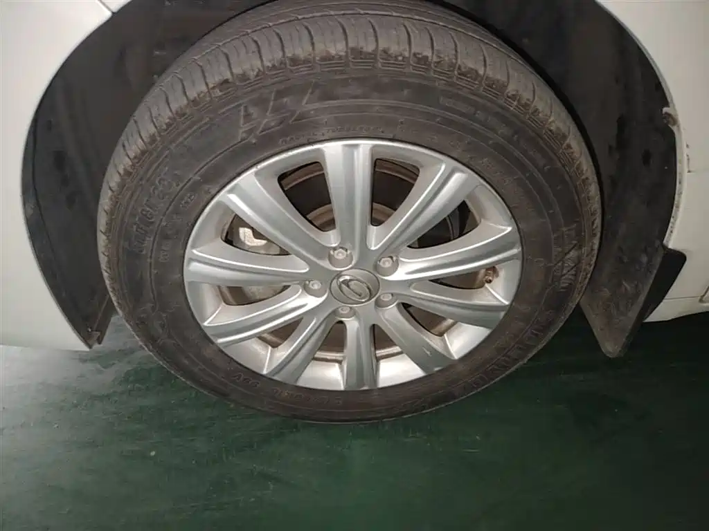 GAC Trumpchi Trumpchi M6 2019 270T Automatic Elite (7-seater) China V фото 23