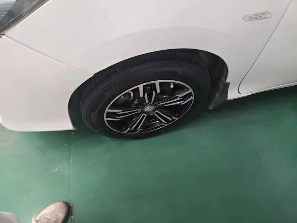 Honda Greiz 2019 2016 1.5L CVT Classic Edition