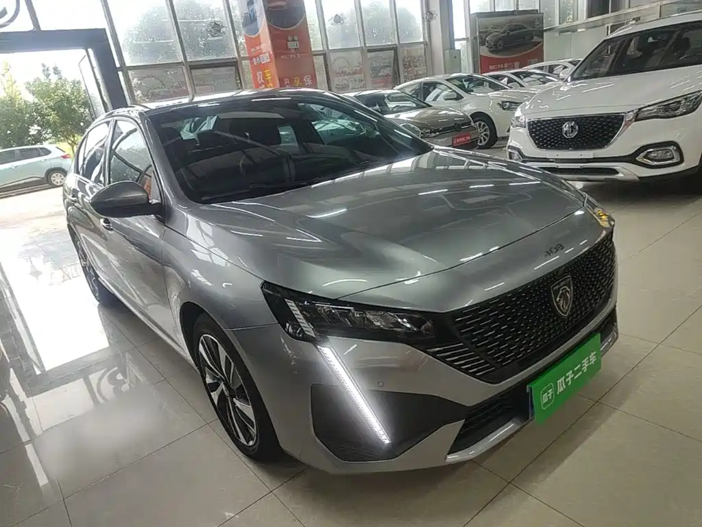 Peugeot 408 2024 2022 1.6T Light Chaser Edition