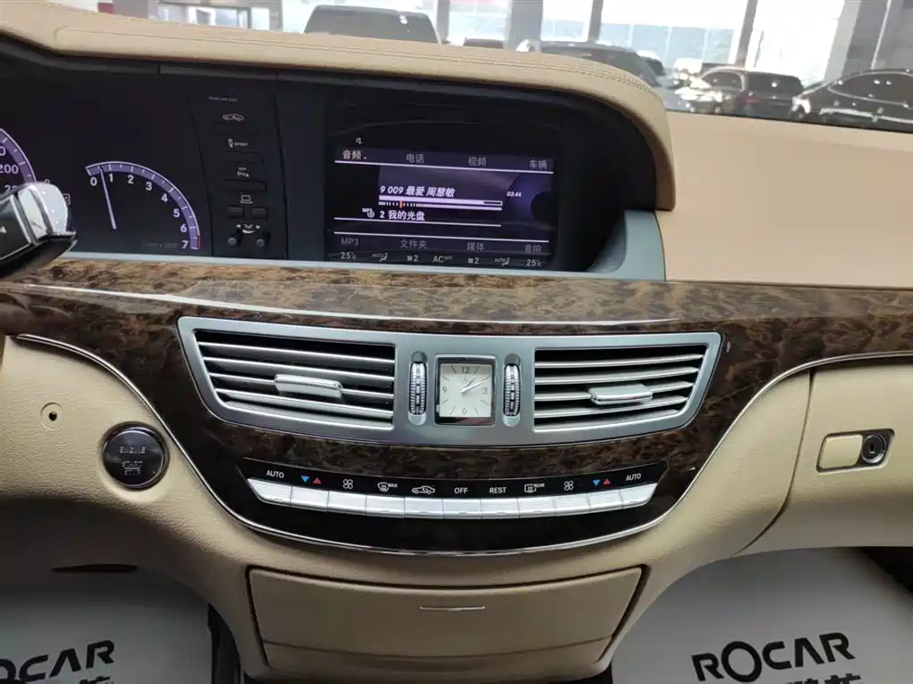Mercedes-Benz S-Class 2012 S 300 L Business Grand Edition фото 10