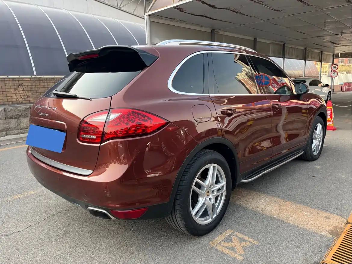 Porsche Cayenne 2011 Cayenne 3.0T фото 4
