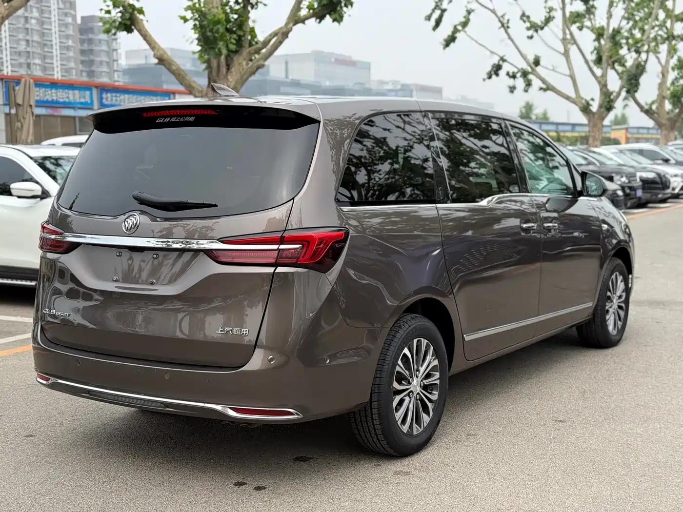 Buick GL8 2021 Land Business Class 652T Luxury фото 14