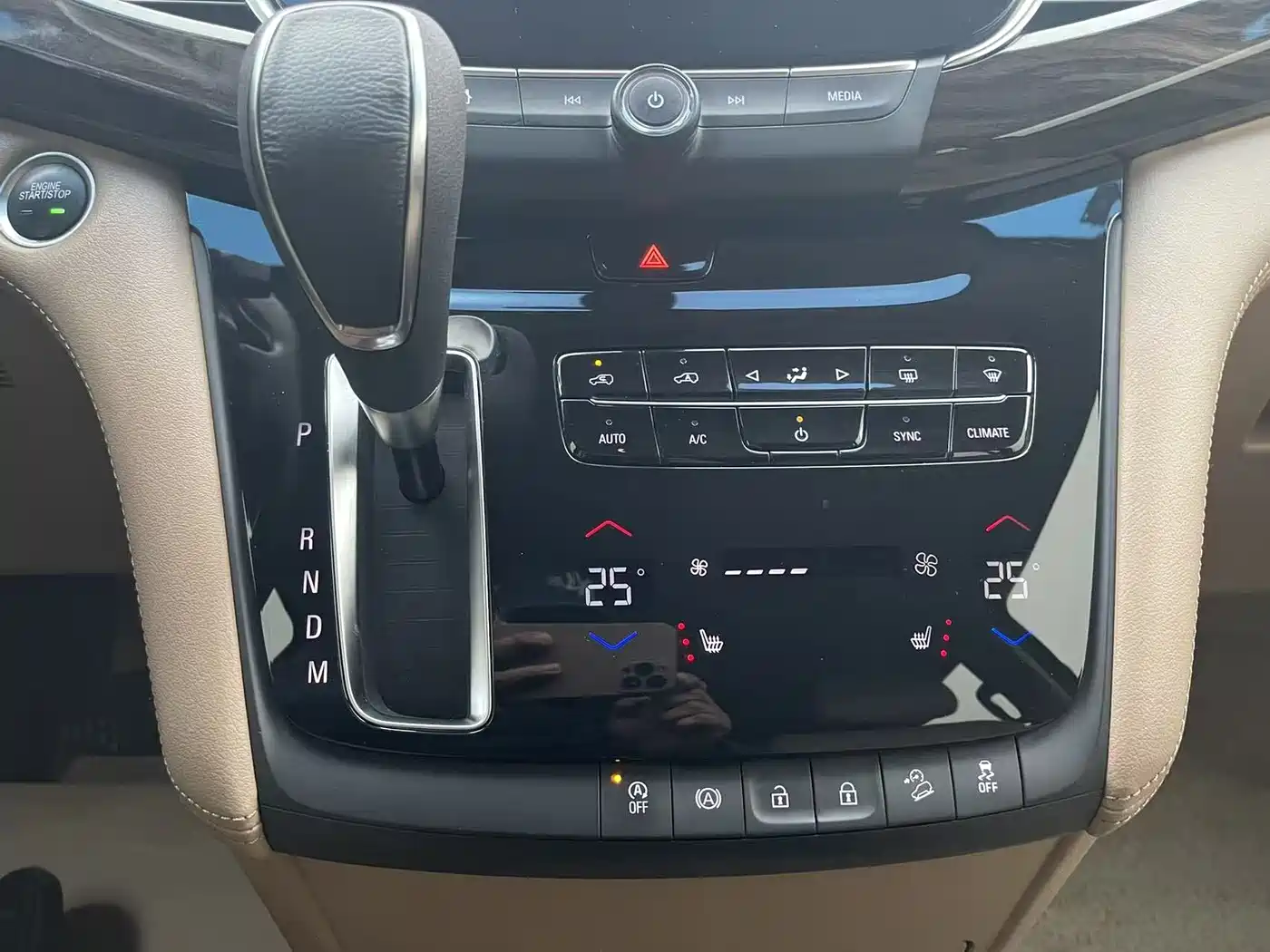 Buick GL8 2017 ES 28T Luxury China V фото 24