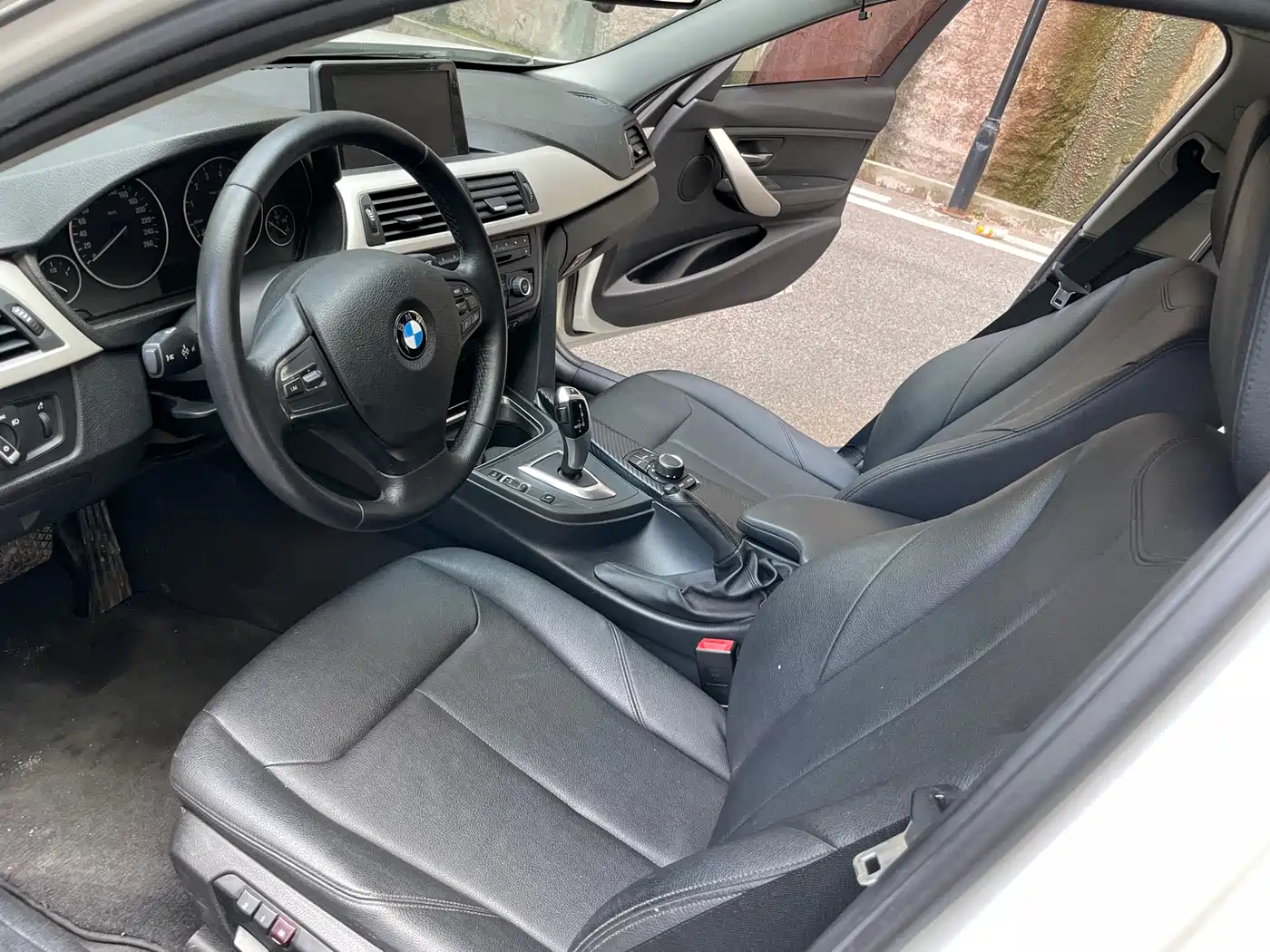 BMW 3 Series 2014 320Li Fashion фото 11