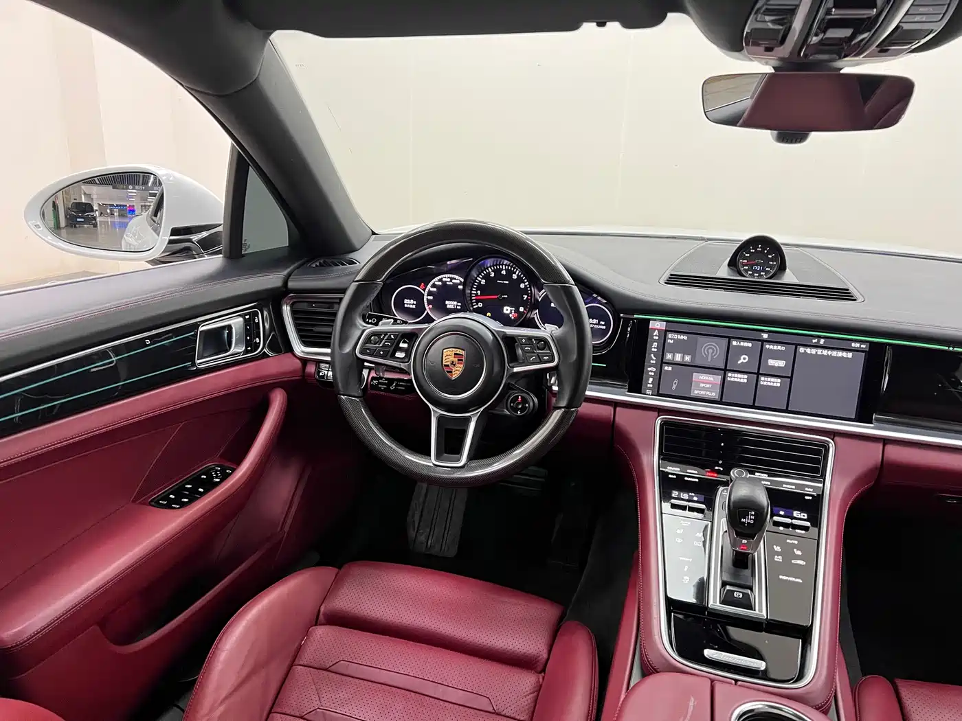 Porsche Panamera 2017 Panamera 3.0T фото 24