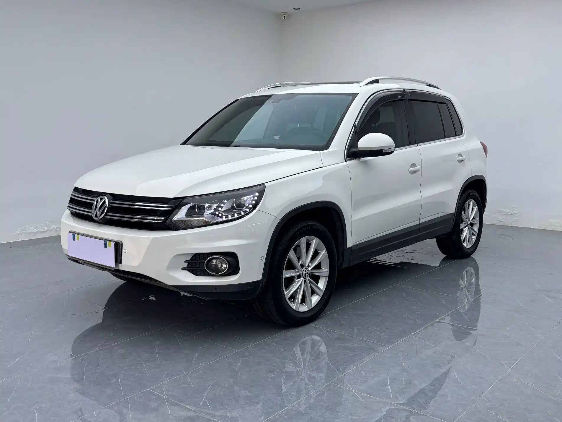 صورة 1 - Volkswagen Tiguan