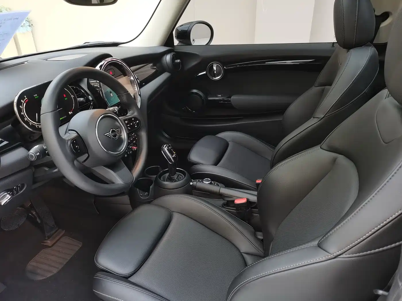 Фото 6 - MINI MINI